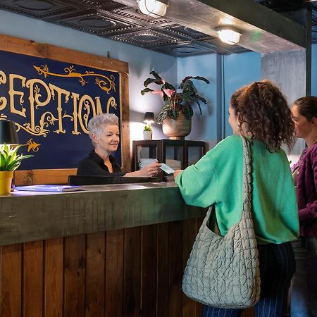 Stayokay Hostel Eindhoven - Blue Collar Экстерьер фото